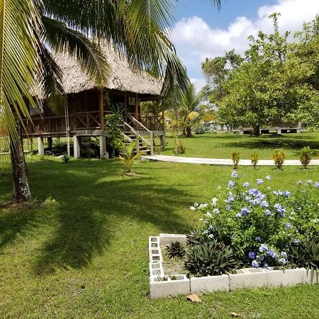 Bermudian Landing Nature Resort מראה חיצוני תמונה