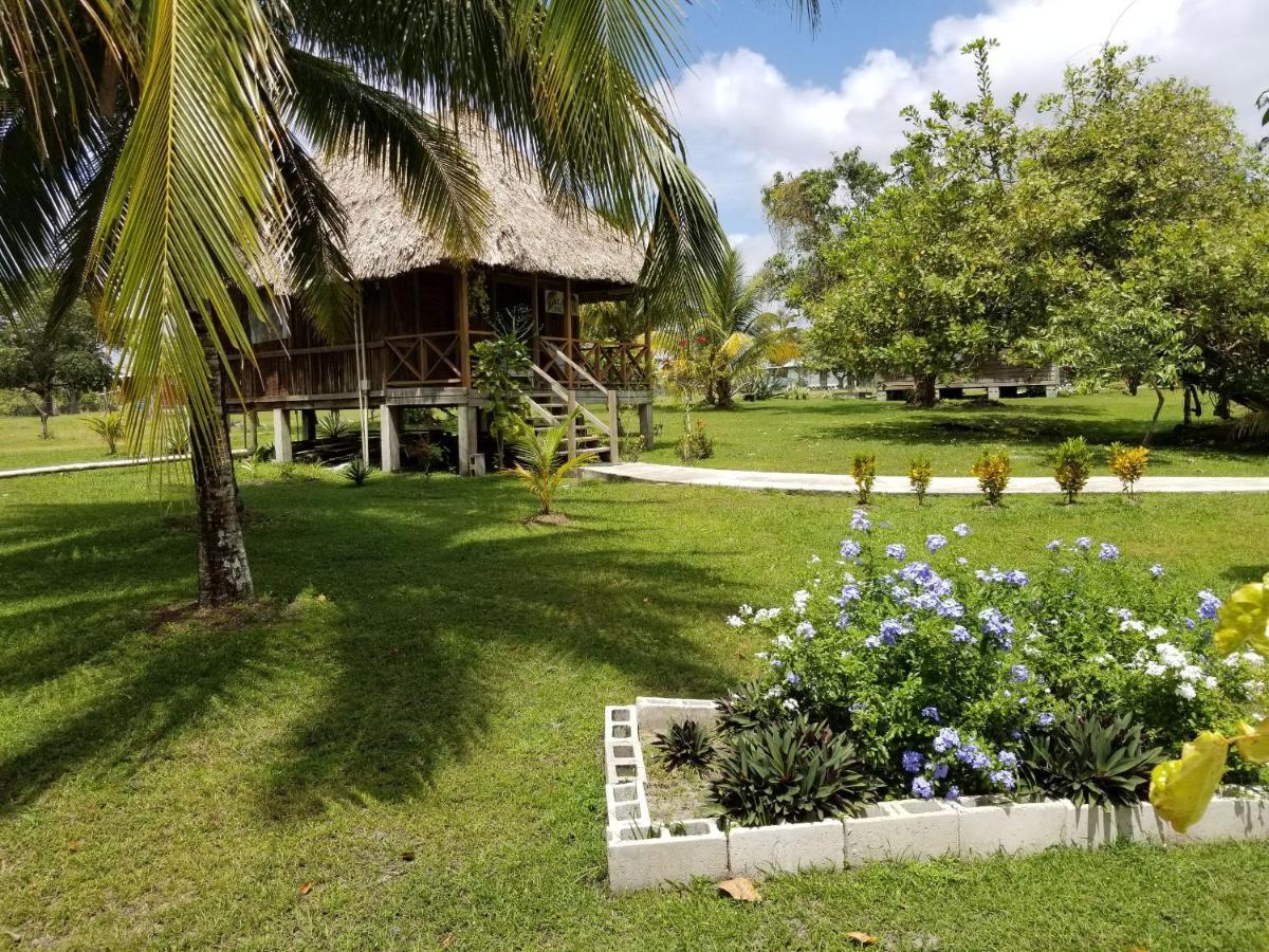 Bermudian Landing Nature Resort מראה חיצוני תמונה